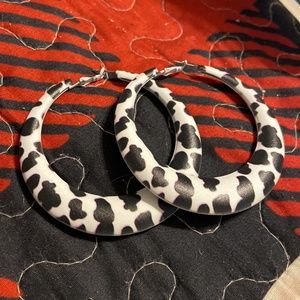 Huge cowprint hoops